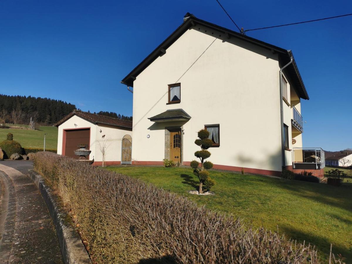 Ferienhaus Eifelmomente Gerolstein Bagian luar foto